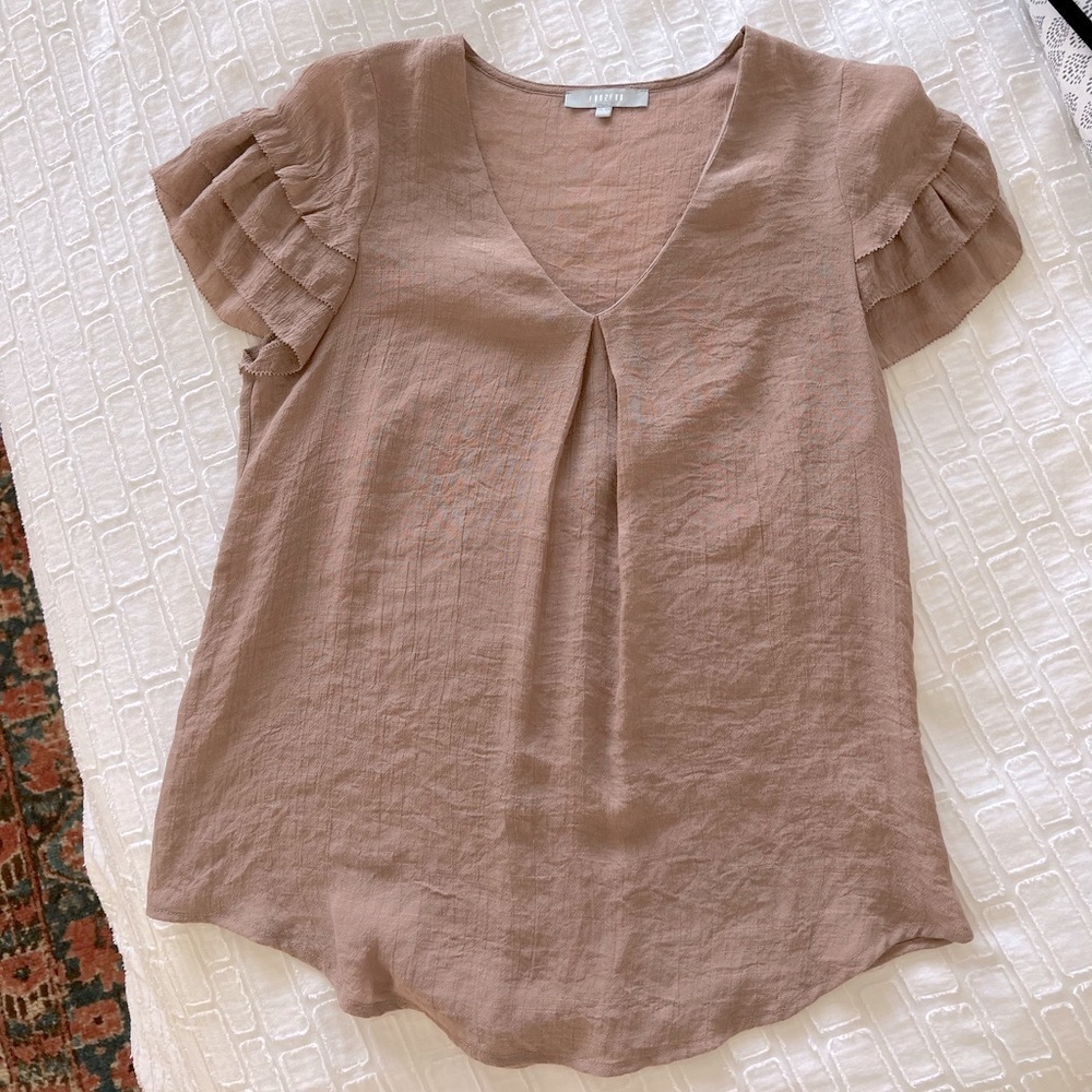 Fun2Fun. Blouse. Gently worn. Like new